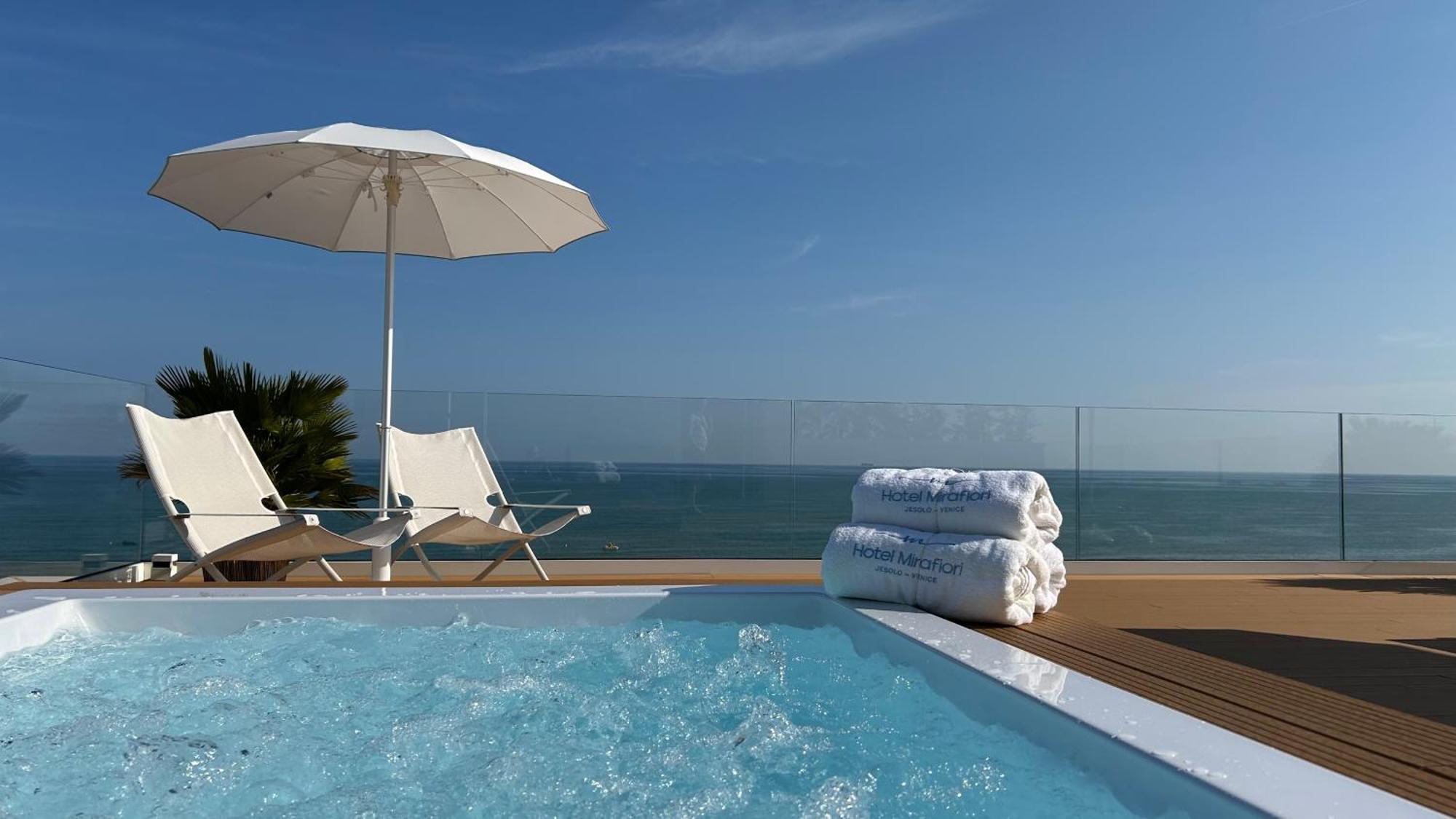 Hotel Mirafiori Lido di Jesolo Eksteriør billede